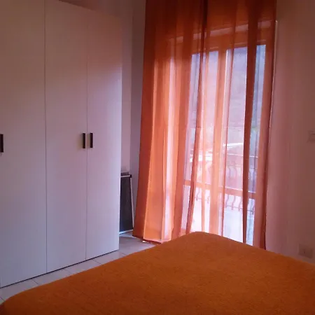 Casa Fronte Gole Alcantara * Motta Camastra